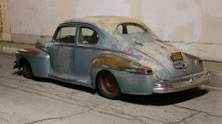 1946_Lincoln_Club_Coupe_ICON_Derelict_Rear_34_Alley.jpg