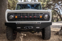 1968 ICON Bronco #32