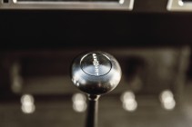 ICON_Land_Rover_D90_Reformer_shifter_thumb.jpg